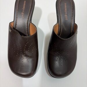 Tommy Girl, Tommy Hilfiger, Brown Leather   Mules Clogs size 7